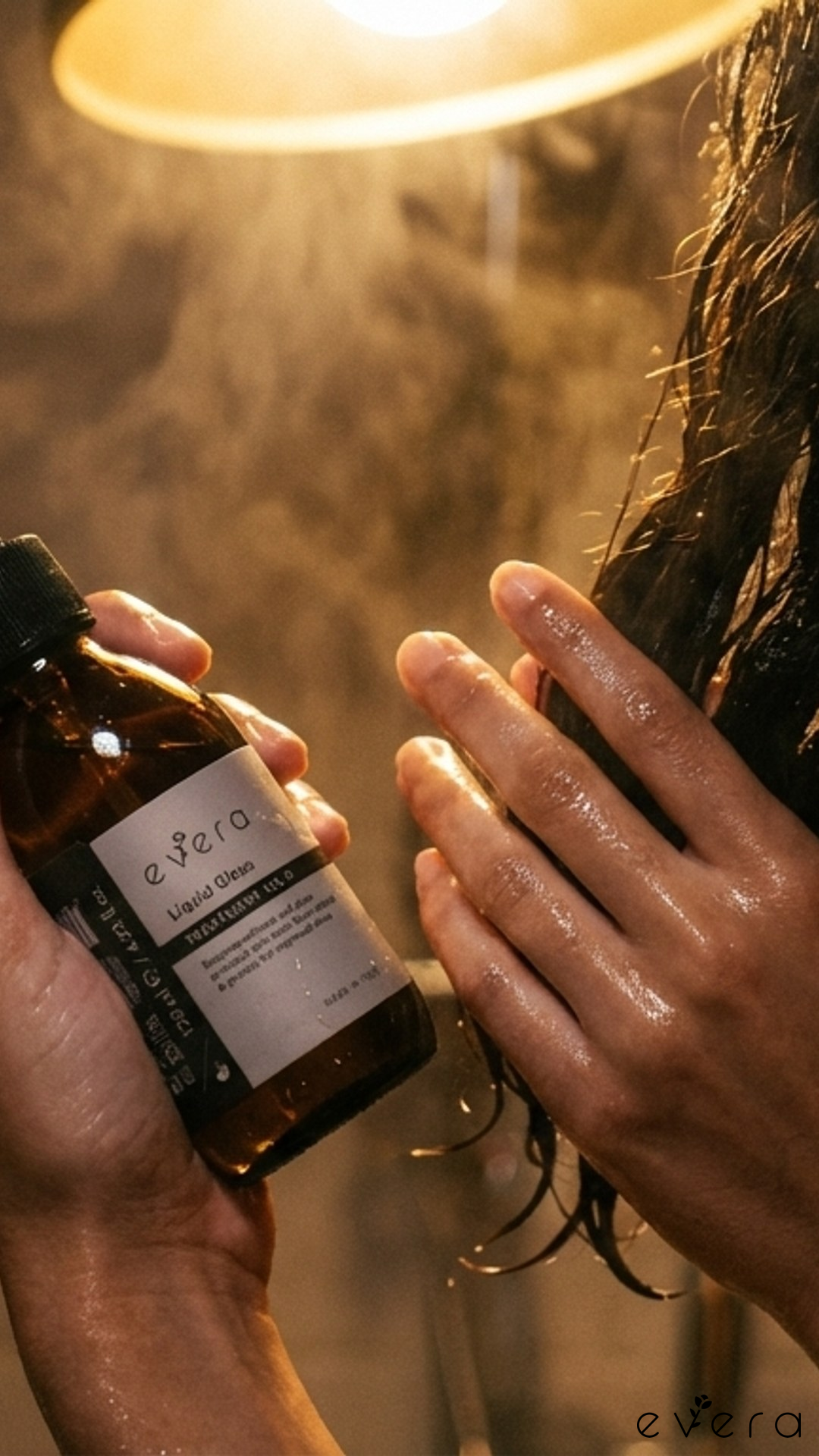 Evera Liquid Gloss No 0 — in use